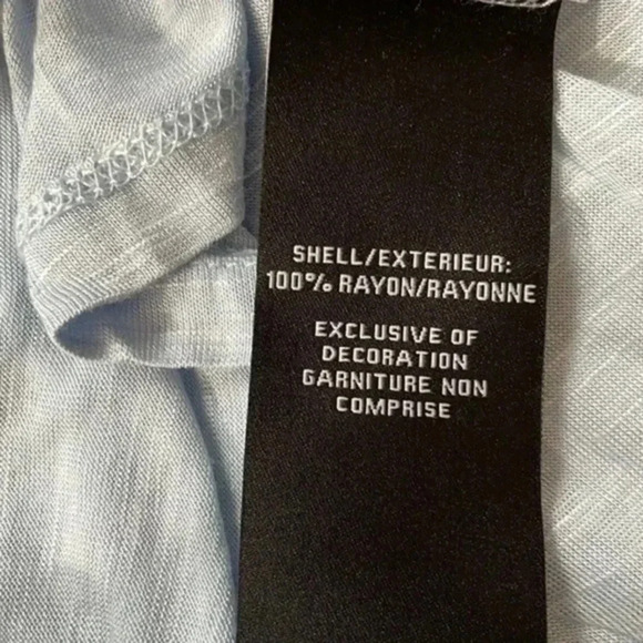 7 for all mankind smocked mock neck Medium - Picture 8 of 9